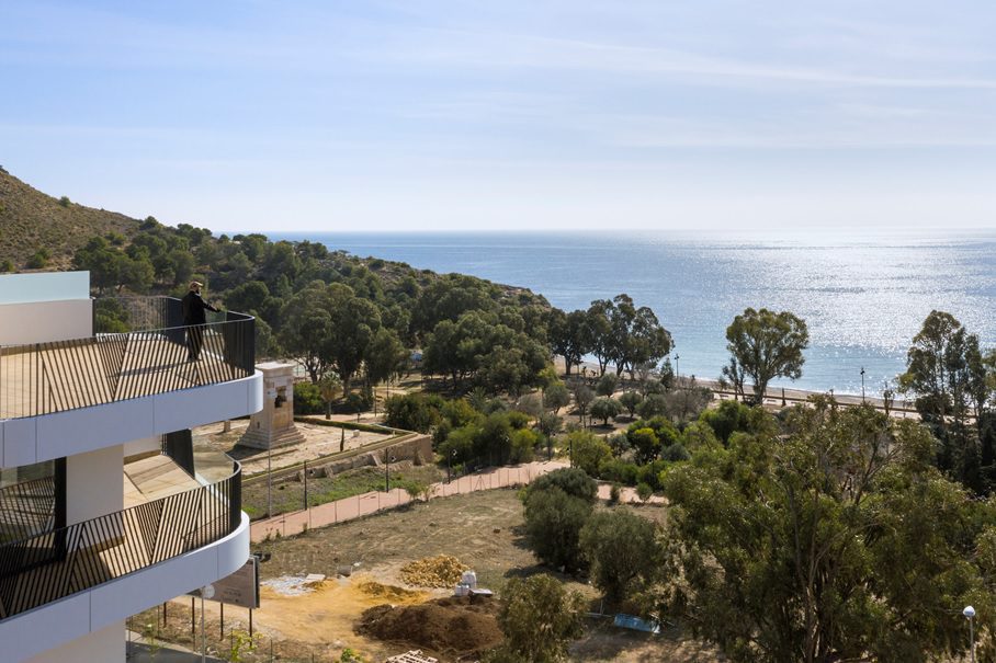 building sea view image