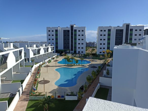 For sale new bungalow in Mil Palmeras
