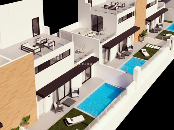 For sale semi detached villa in Villamartin.