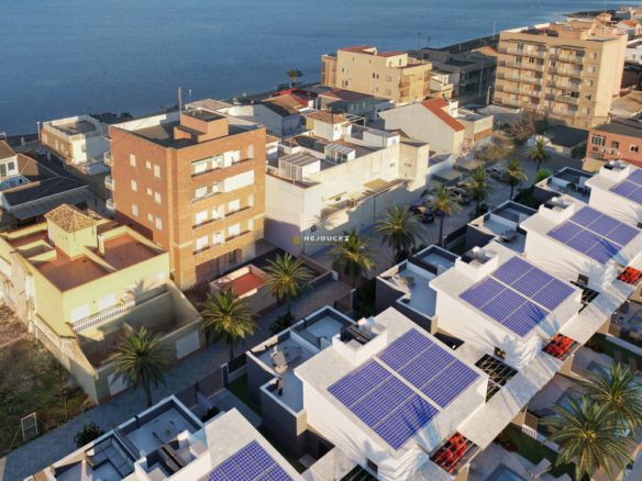 New villas in Los Nietos, Murcia.