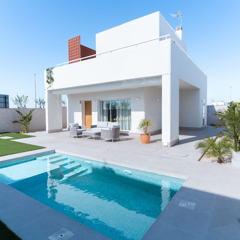 image-13 Mediterranean style villa in lovely location for sale.