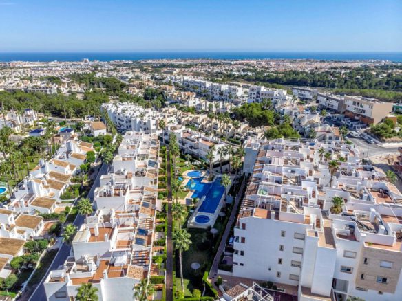 Ground floor apartment in great location for sale.