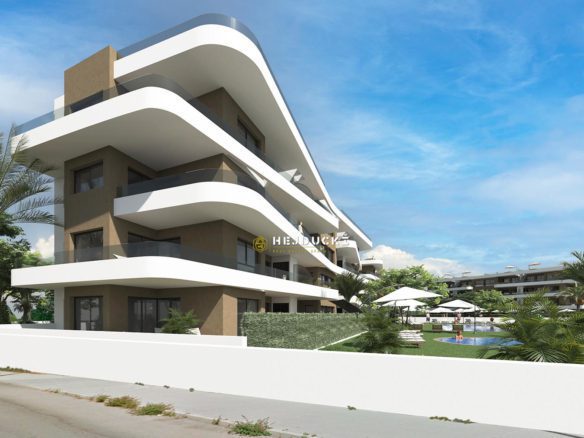 Apartments and bungalows for sale in Punta Prima, Torrevieja.
