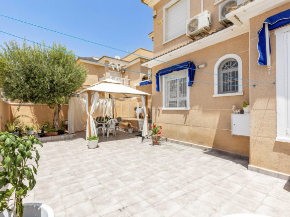 For sale nice apartment in La Zenia , Orihuela Costa.