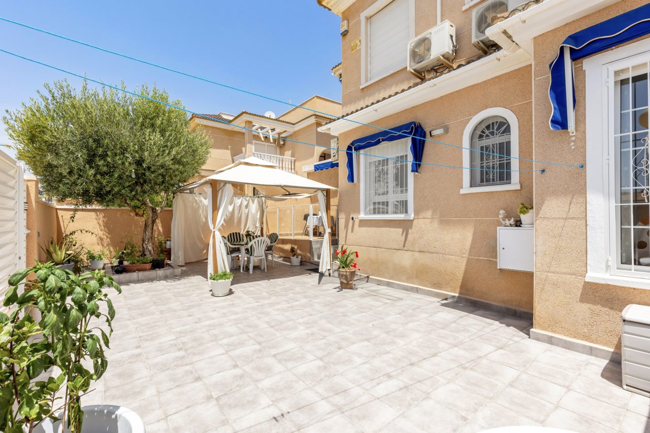 apartment in La Zenia (4) For sale nice apartment in La Zenia , Orihuela Costa.