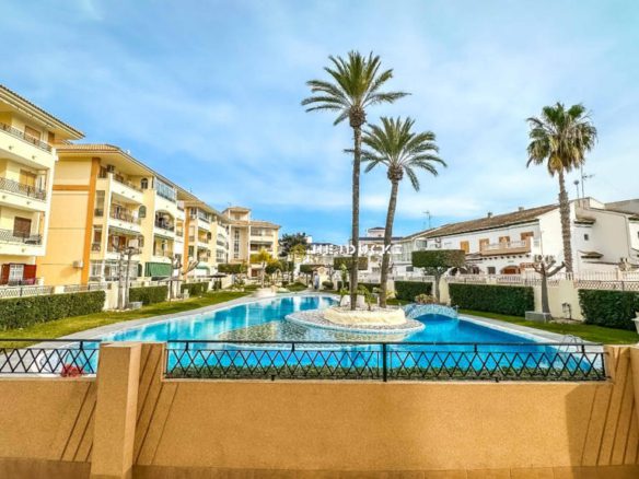 Na sprzedaż apartament w La Mata.