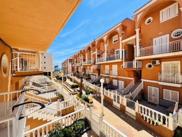 Duplex for sale near the beach in La Mata.