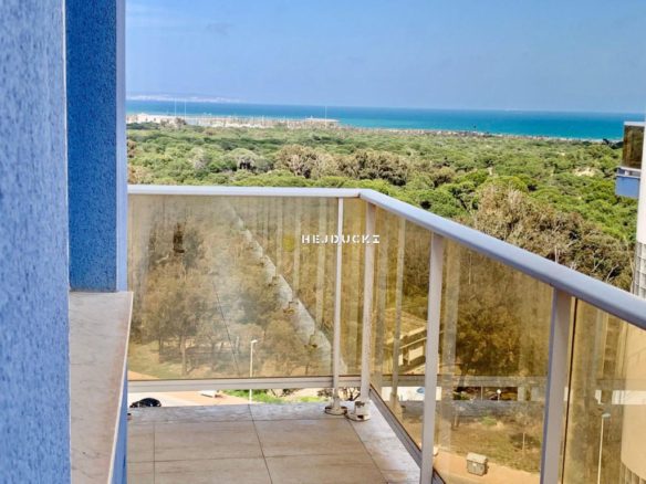For sale apartment with sea view in Guardamar del Segura.