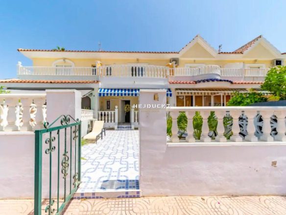 Townhouse for sale in Ciudad Quesada.