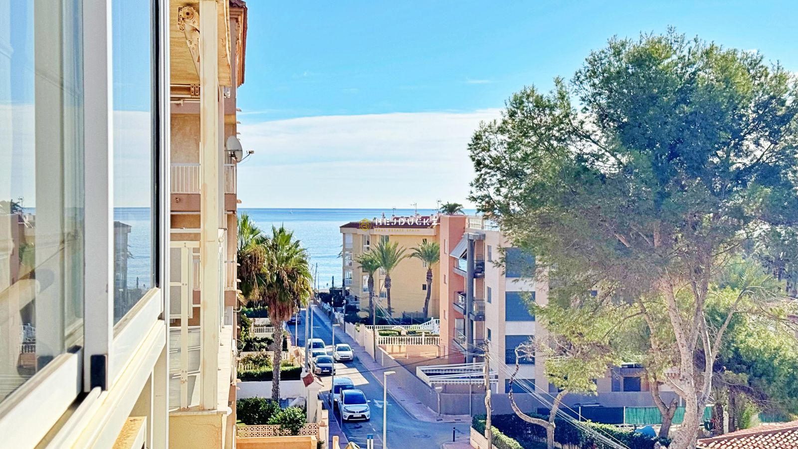 For sale apartment in Punta Prima.