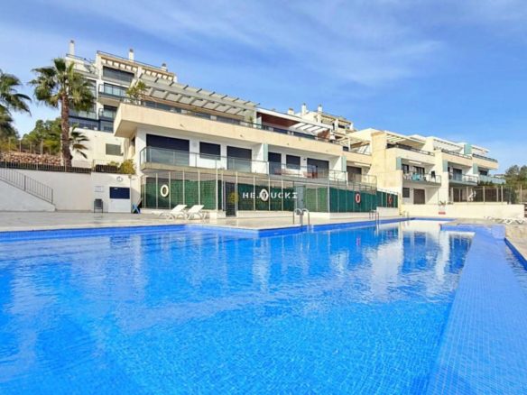 For sale penthouse in Lomas de Campoamor.