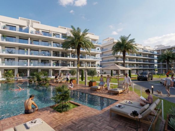 For sale new apartments in El Raso.
