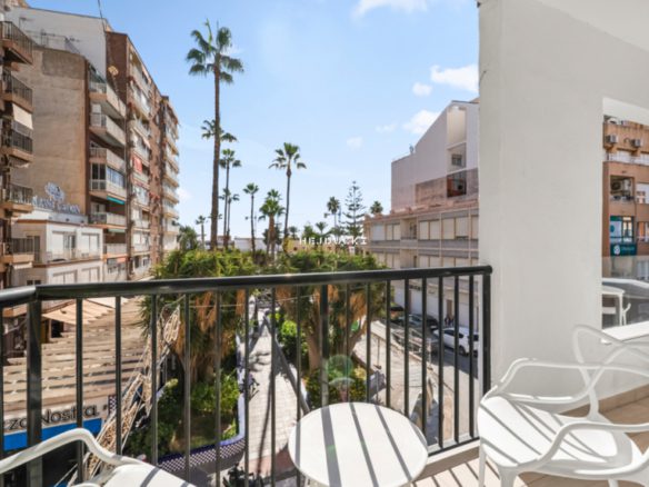 Na sprzedaż apartament po remoncie w Torrevieja.