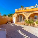 For sale cozy house in Torrevieja.