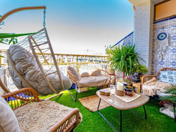 For sale penthouse in Torrevieja.