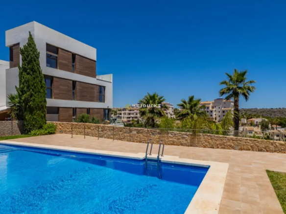 For sale penthouse in Orihuela Costa.